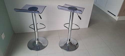 Tabourets bar pivotant - bar,